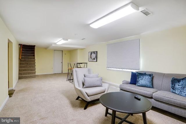 9724 ADMIRALTY DR, Silver Spring, MD 20910