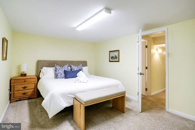 9724 ADMIRALTY DR, Silver Spring, MD 20910