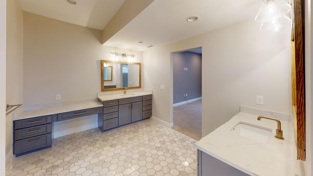 343 King Avenue, Columbus, OH 43201