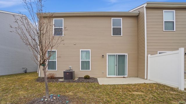 3597 Canal Square Drive, New Haven, IN 46774