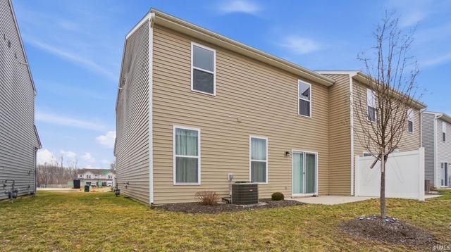 3597 Canal Square Drive, New Haven, IN 46774