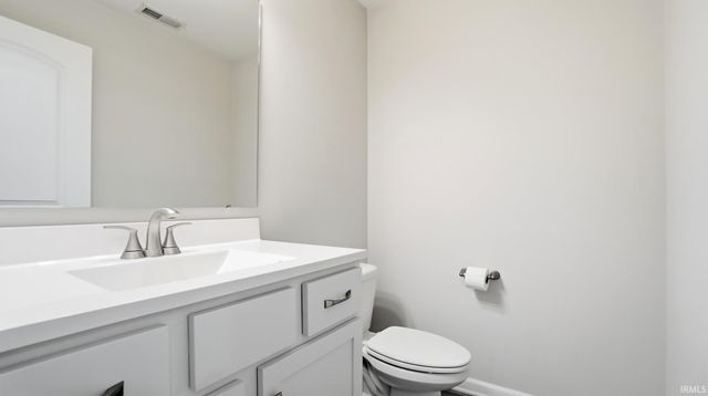 3597 Canal Square Drive, New Haven, IN 46774