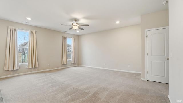 3597 Canal Square Drive, New Haven, IN 46774