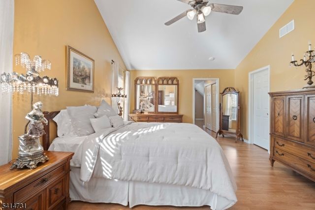 8 Schaal St, Bridgewater Twp., NJ 08807