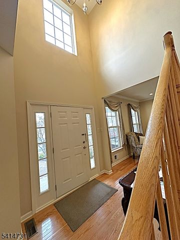 8 Schaal St, Bridgewater Twp., NJ 08807