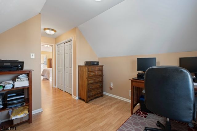 8 Schaal St, Bridgewater Twp., NJ 08807