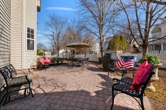 8 Schaal St, Bridgewater Twp., NJ 08807