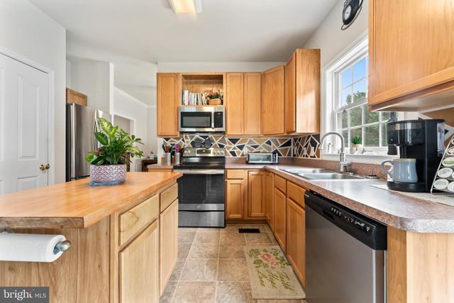 5804 TELLURIDE LN, Spotsylvania, VA 22553