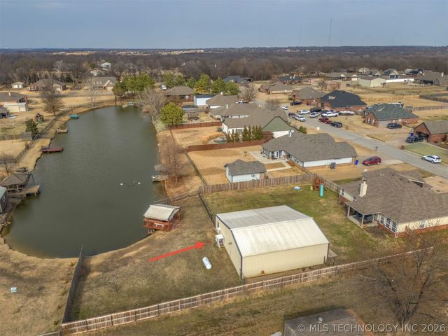 13556 S 235th East Avenue, Coweta, OK 74429