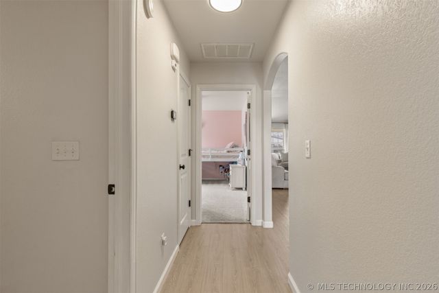 13556 S 235th East Avenue, Coweta, OK 74429