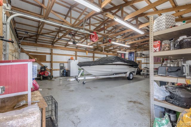 13556 S 235th East Avenue, Coweta, OK 74429