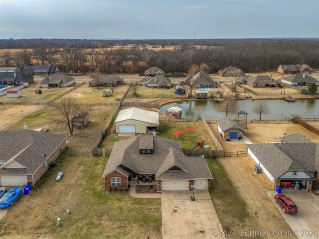 13556 S 235th East Avenue, Coweta, OK 74429