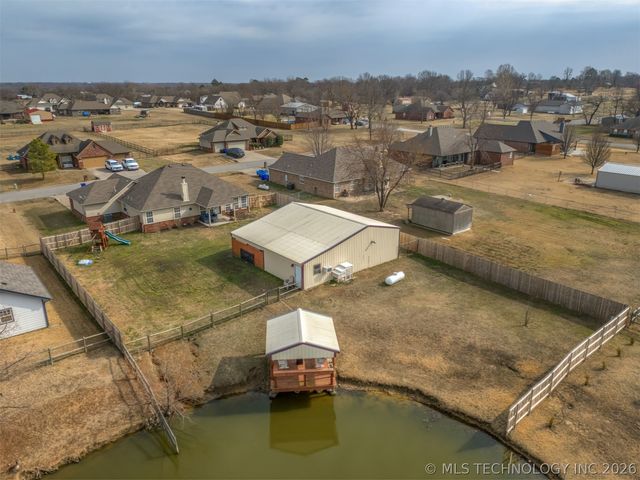 13556 S 235th East Avenue, Coweta, OK 74429