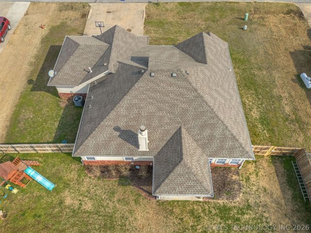 13556 S 235th East Avenue, Coweta, OK 74429