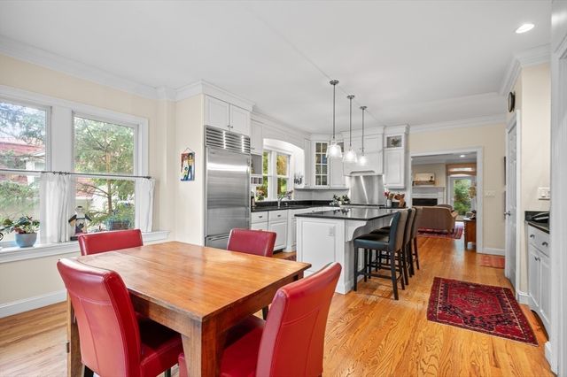 94 Herrick Rd 94, Newton, MA 02459