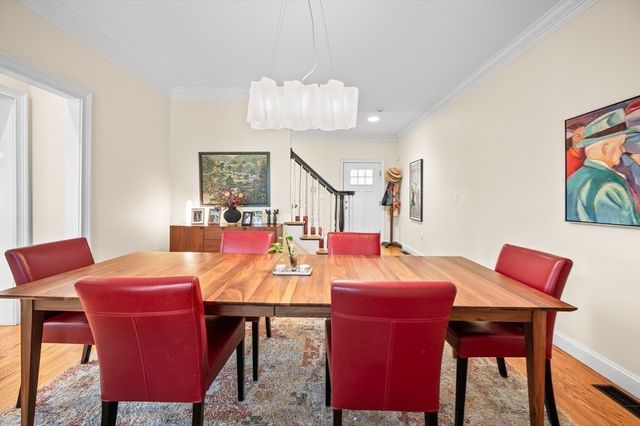 94 Herrick Rd 94, Newton, MA 02459