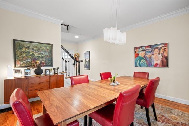 94 Herrick Rd 94, Newton, MA 02459