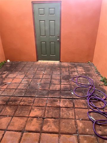 411 Sailfish Avenue 115, Freeport, TX 77541