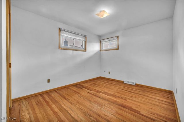 15809 Dunbury Drive, Maple Heights, OH 44137