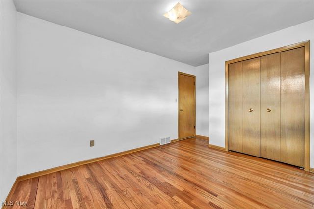 15809 Dunbury Drive, Maple Heights, OH 44137