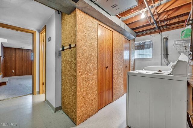 15809 Dunbury Drive, Maple Heights, OH 44137