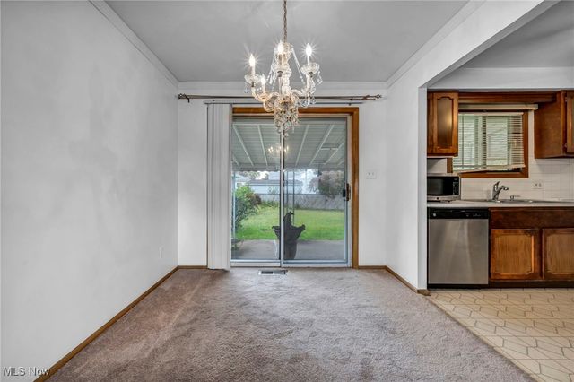 15809 Dunbury Drive, Maple Heights, OH 44137