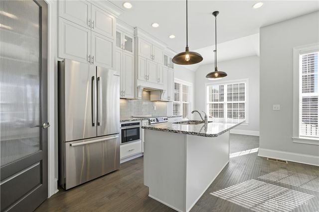 121 Lowe Lane, Dayton, OH 45402