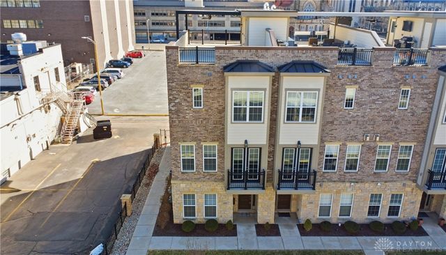 121 Lowe Lane, Dayton, OH 45402