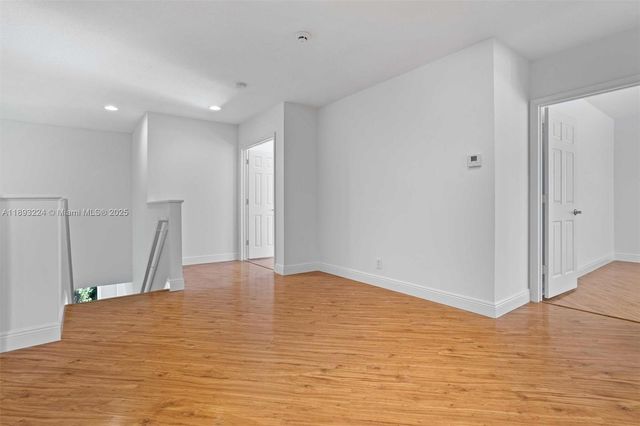 926 Marina Dr 926, Weston, FL 33327