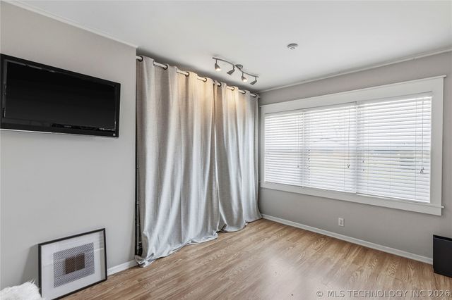 2446 S Gary Place, Tulsa, OK 74114