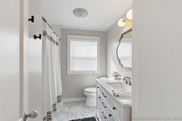 2446 S Gary Place, Tulsa, OK 74114