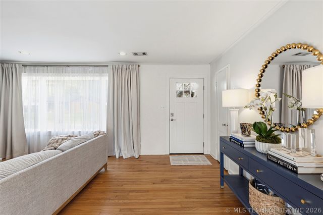 2446 S Gary Place, Tulsa, OK 74114