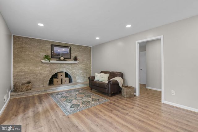 9206 MELLENBROOK RD, Columbia, MD 21045