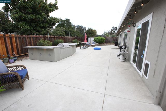 1784 Claycord Ave, Concord, CA 94521