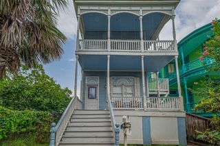 1724 Postoffice 2, Galveston, TX 77550
