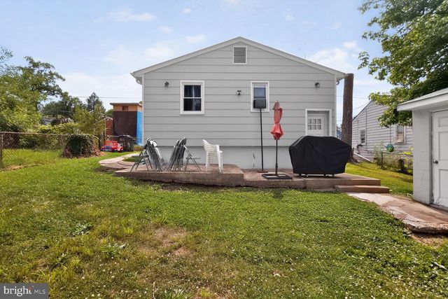 401 70TH ST, Capitol Heights, MD 20743