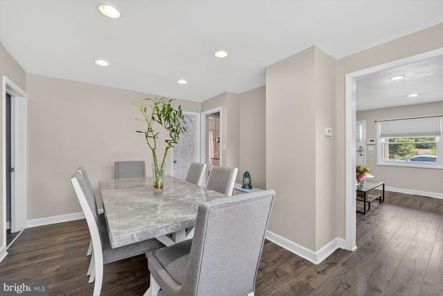 401 70TH ST, Capitol Heights, MD 20743