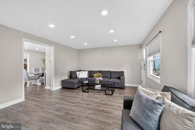 401 70TH ST, Capitol Heights, MD 20743