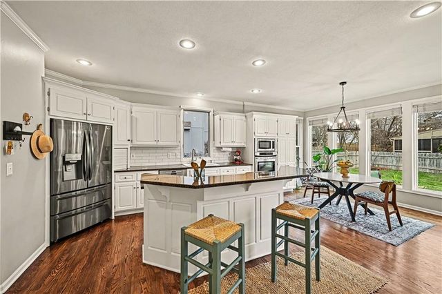 13015 MACKEY Street, Overland Park, KS 66213