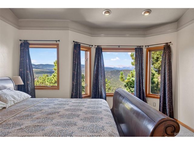 25806 Lost Cabin Trl, Evergreen, CO 80439