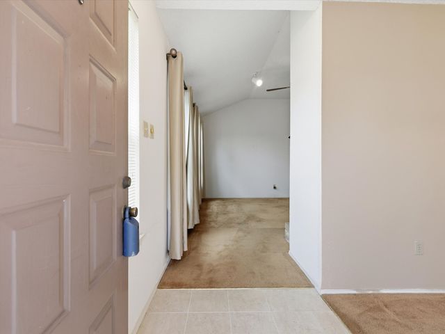 321 Gregory Lane, Grand Prairie, TX 75052