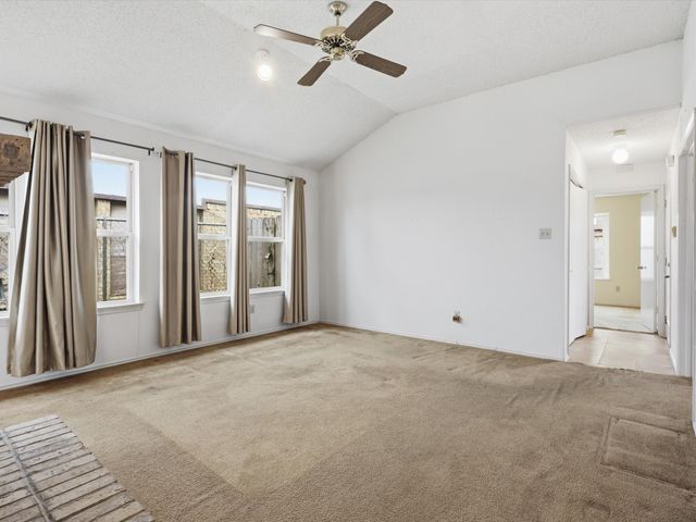 321 Gregory Lane, Grand Prairie, TX 75052