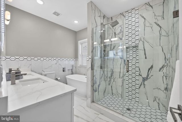 2542 ARCADIA ST, Philadelphia, PA 19125