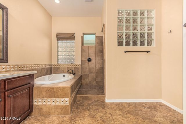 4721 N ALDEA Road, Litchfield Park, AZ 85340