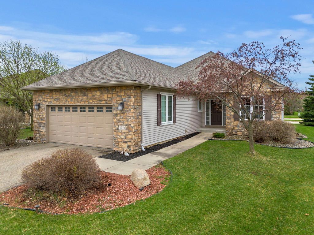 1710 Patriot Road, Northfield, MN 55057 — exterior