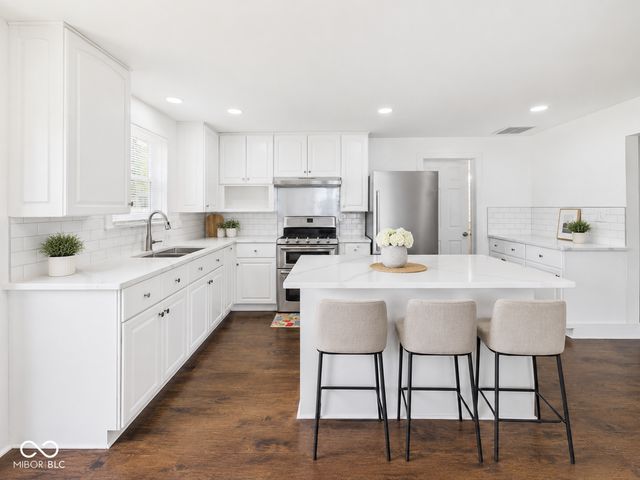3702 N Temple Avenue, Indianapolis, IN 46218
