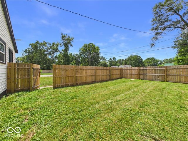 3702 N Temple Avenue, Indianapolis, IN 46218