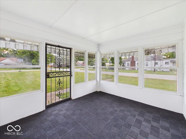 3702 N Temple Avenue, Indianapolis, IN 46218