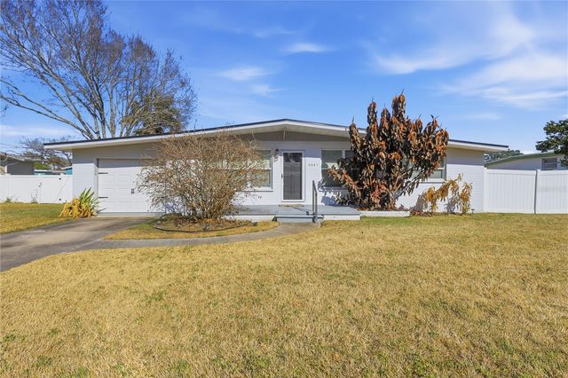 2051 GREEN STREET, South Daytona, FL 32119