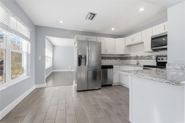 2051 GREEN STREET, South Daytona, FL 32119